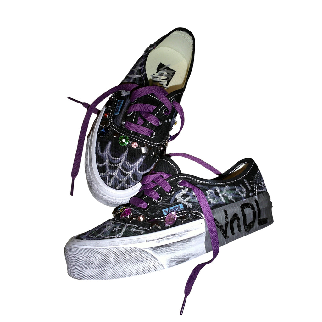 SKITZO PREMIUM AUTHENTIC VANS